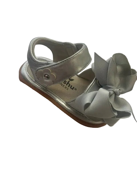 Mooshu Trainer Squeaker Sandal Silver